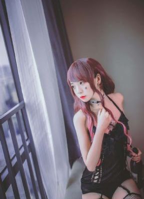 埋在她腿间h喝尿_超清在线播放